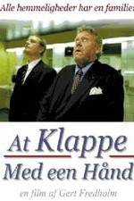 At klappe med een hånd